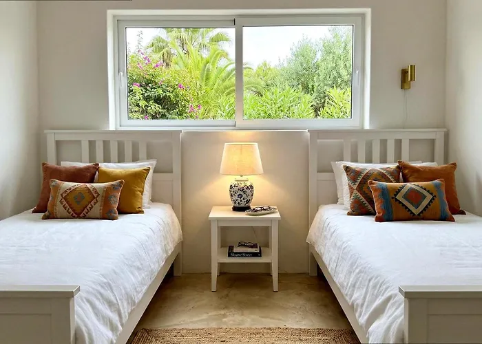 Villa Manolas In Alinda, Leros